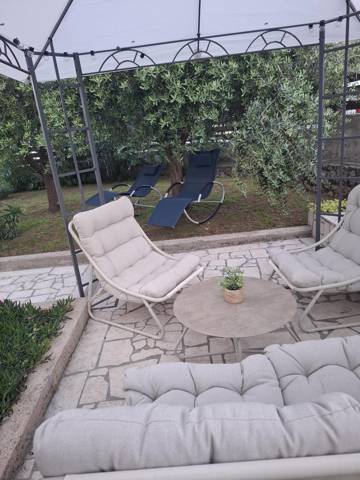 Apartman Luma Krk Town Exterior photo